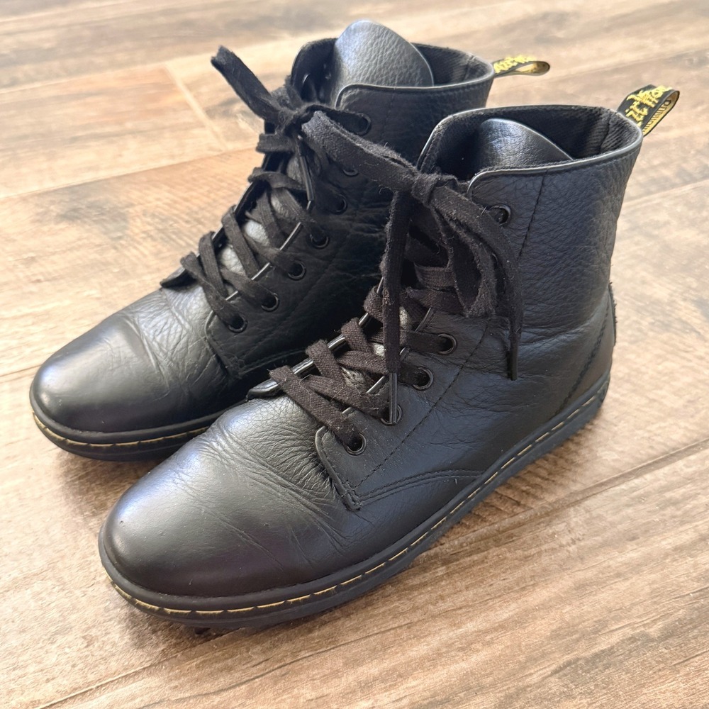 Dr. Martens Women's Leyton Leather High Top Sneakers Boots, Black, 8